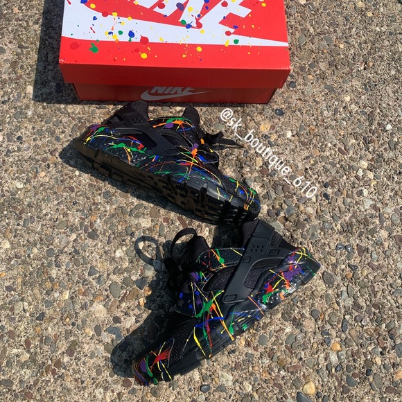 Custom Nike huarache size 4.5 grade school - Picture 4 of 4